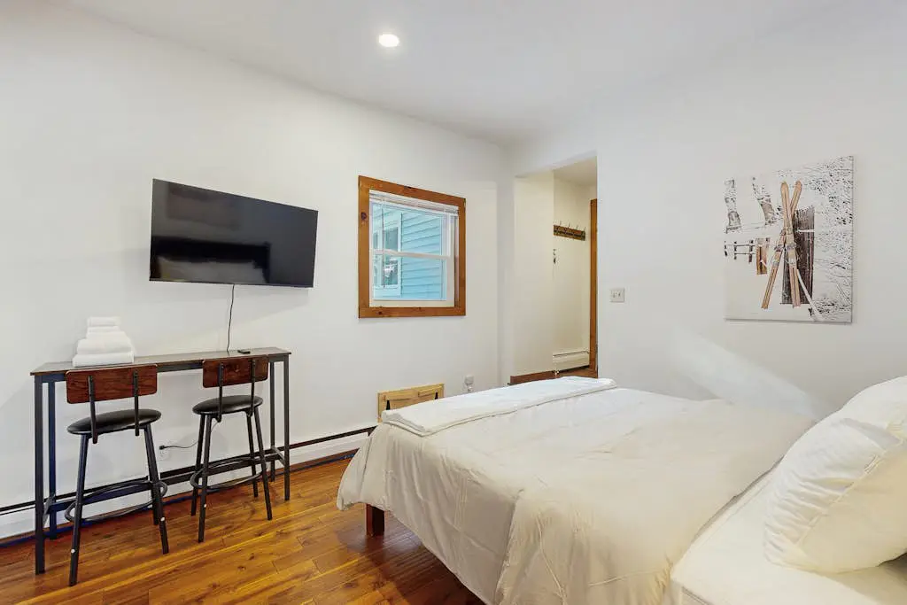 Plum Rose Carriage House