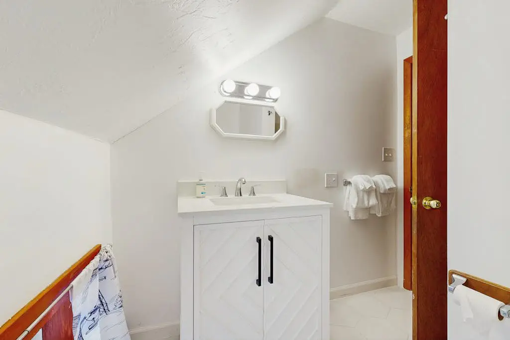 Plum Rose Carriage House