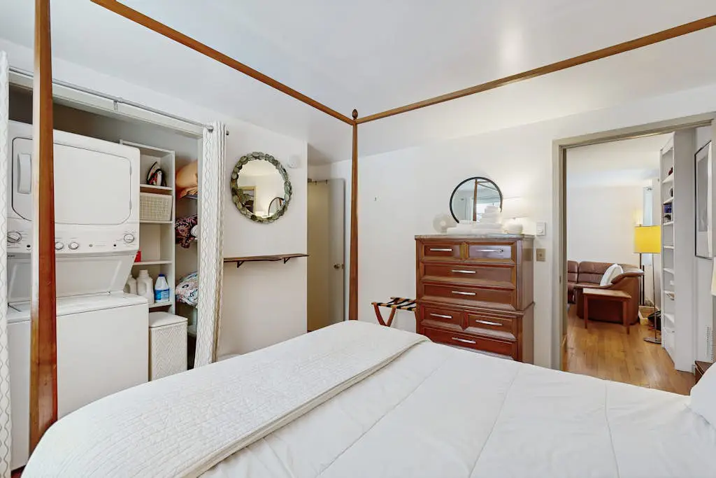 Greer Court Retreat