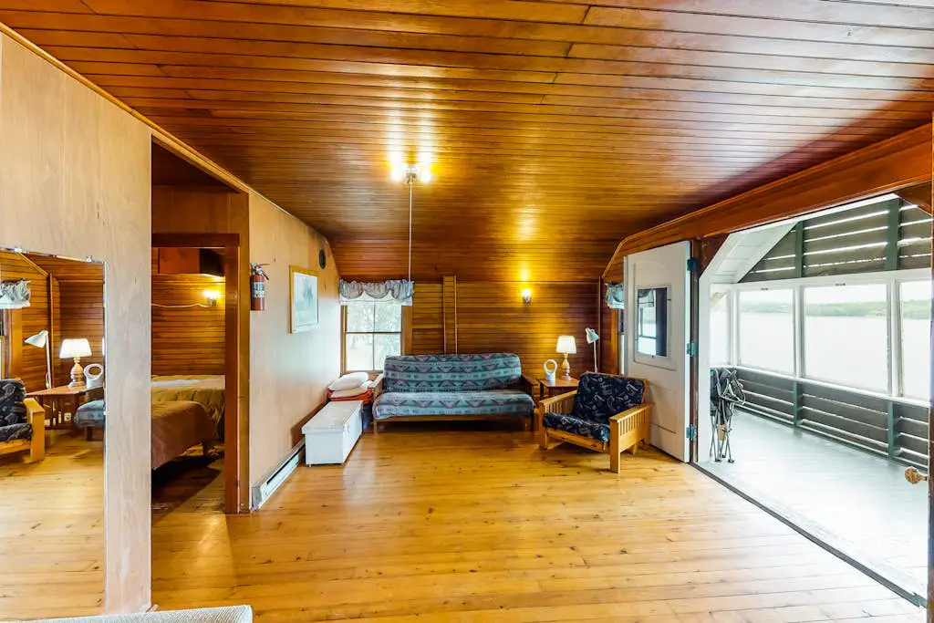 Willow - Private Island Retreat on Lake Champlain