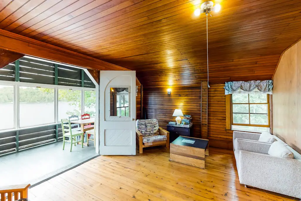 Willow - Private Island Retreat on Lake Champlain