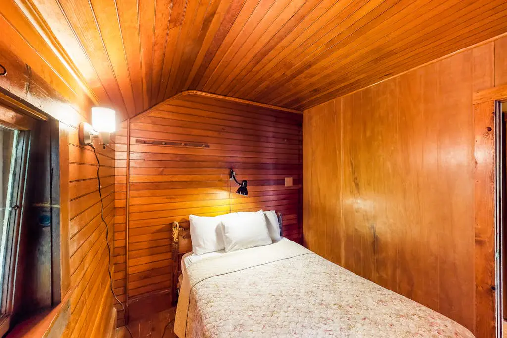 Willow - Private Island Retreat on Lake Champlain