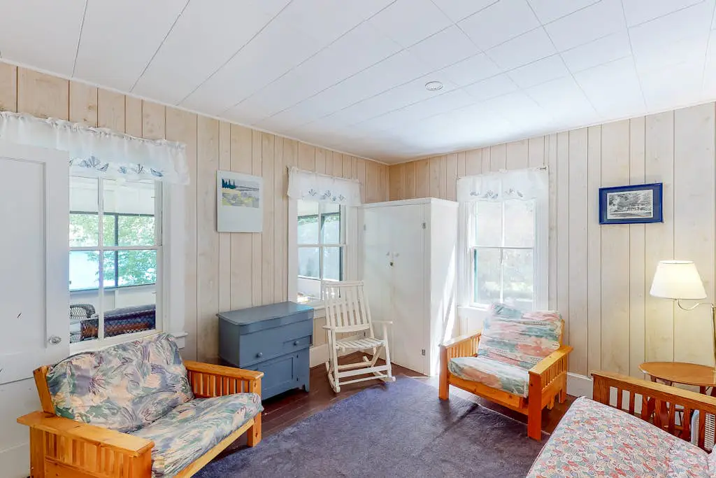Birch - Private Island Farmhouse Retreat in Lake Champlain