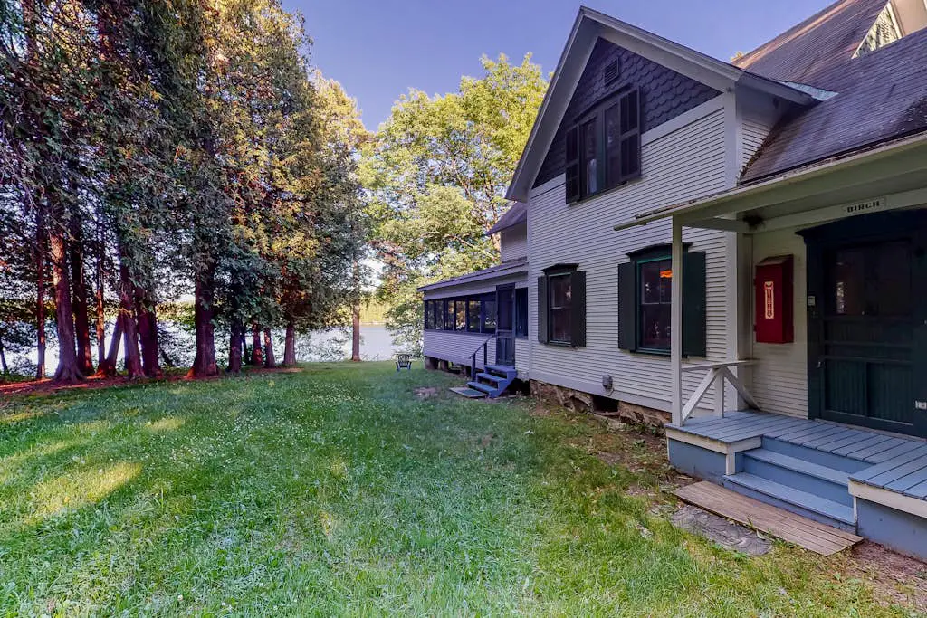 Birch - Private Island Farmhouse Retreat in Lake Champlain