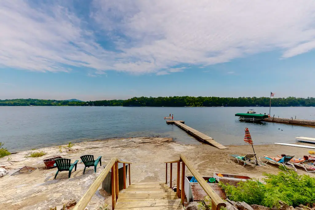 Maple - Private Island Retreat on Lake Champlain