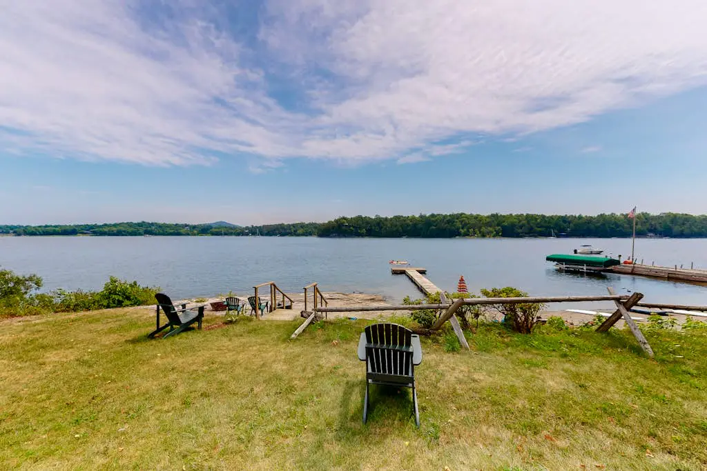Maple - Private Island Retreat on Lake Champlain