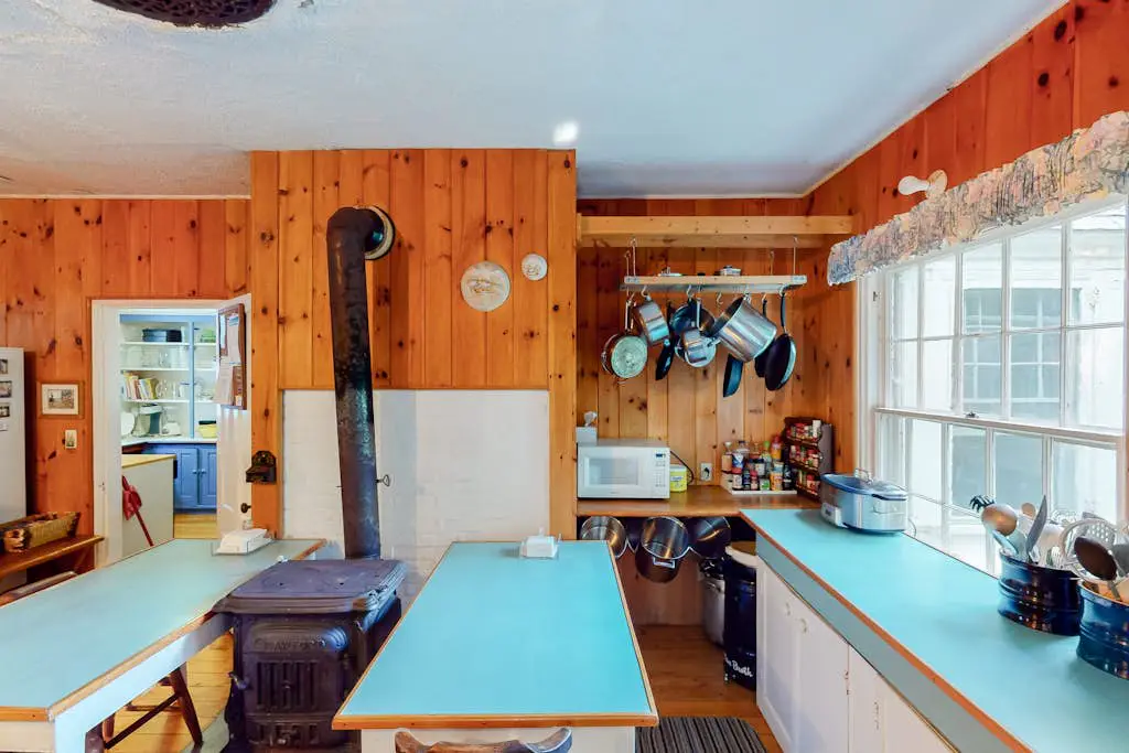 Maple - Private Island Retreat on Lake Champlain
