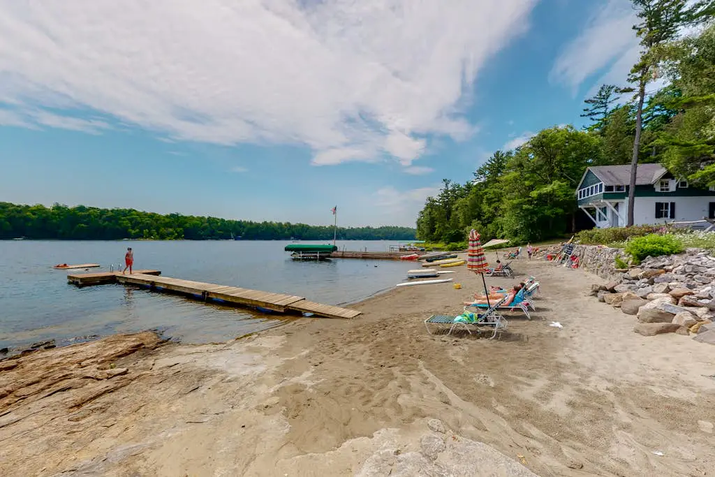 Maple - Private Island Retreat on Lake Champlain