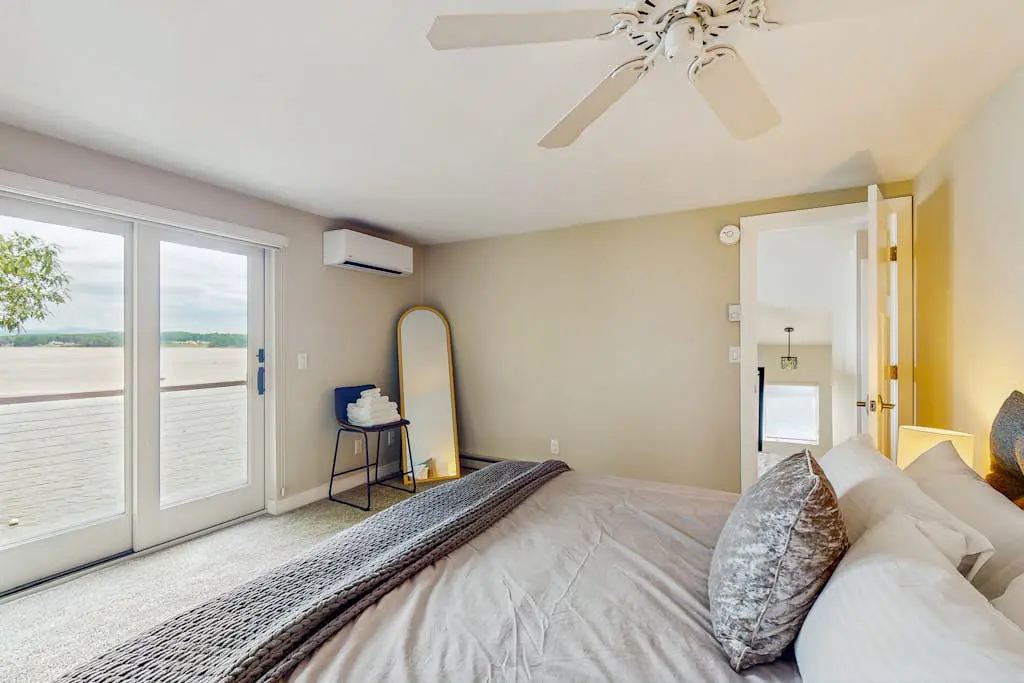 Sunrise House on Lake Champlain