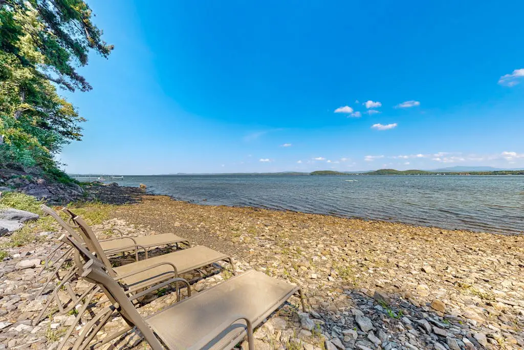 Sunrise House on Lake Champlain