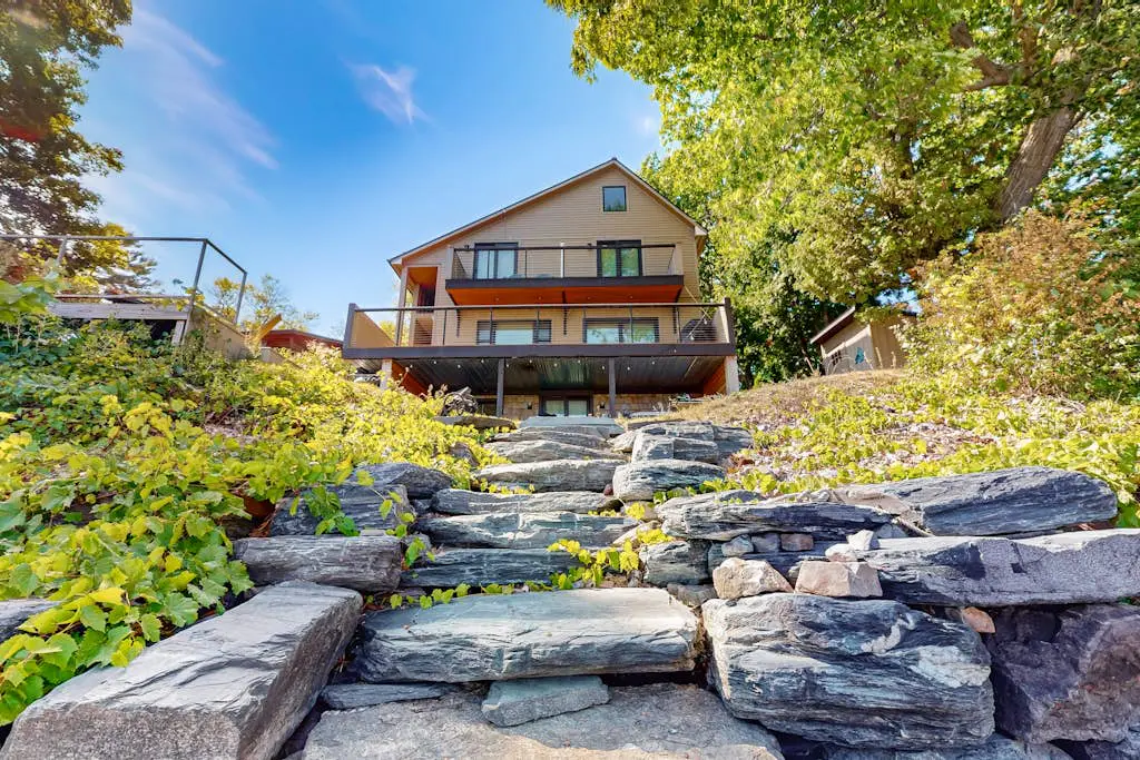Sunrise House on Lake Champlain