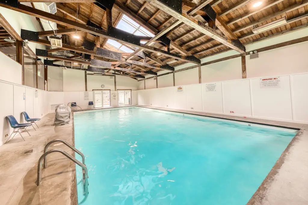 Mountainside Resort G303