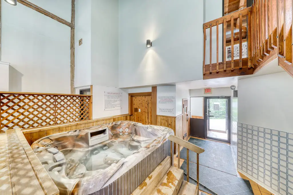 Mountainside Resort G303