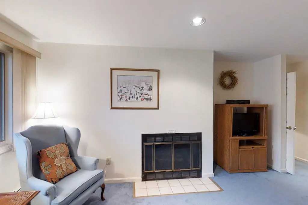 Mountainside Resort K105