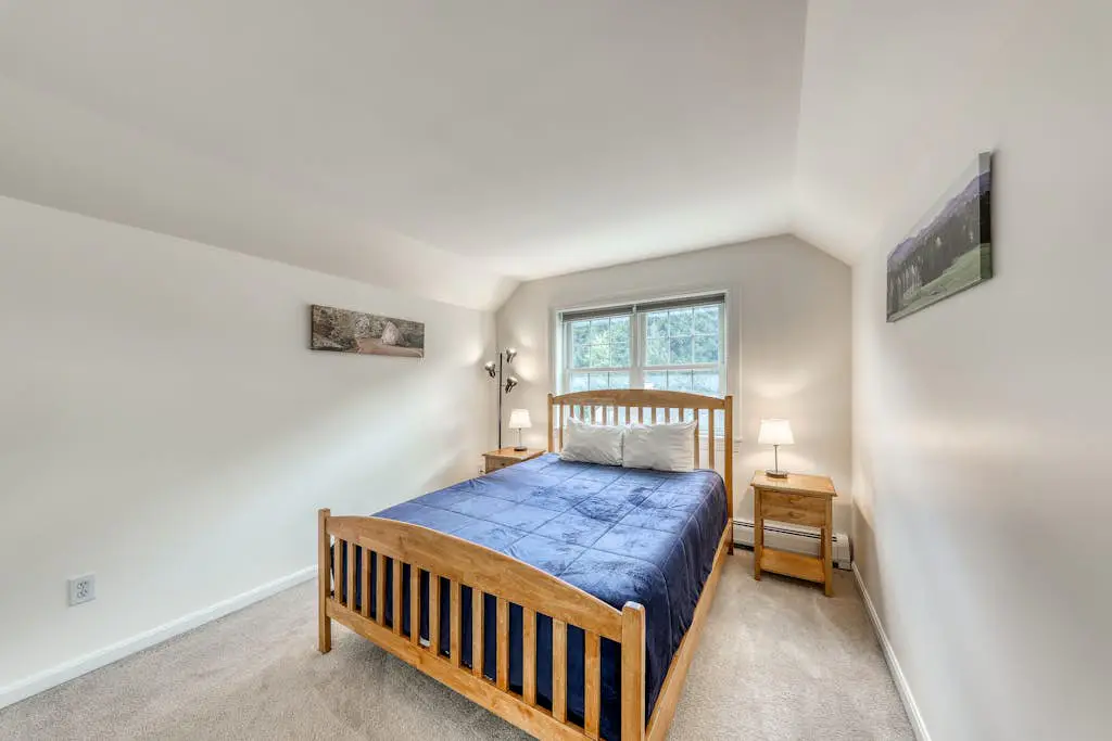 Cozy Stowe Village Retreat
