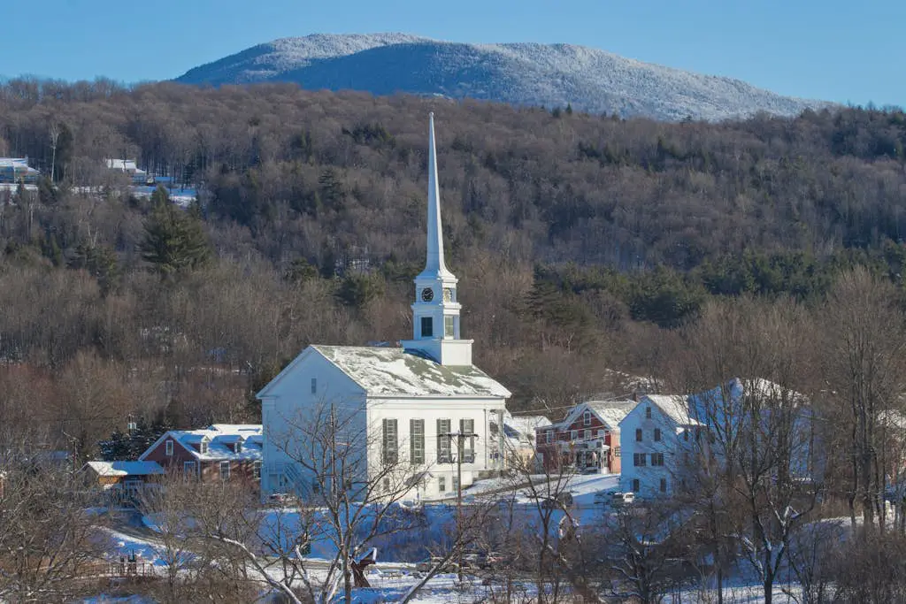 Cozy Stowe Village Retreat