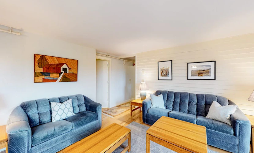 Condo with balcony, washer/dryer, & shared indoor pool/hot tub