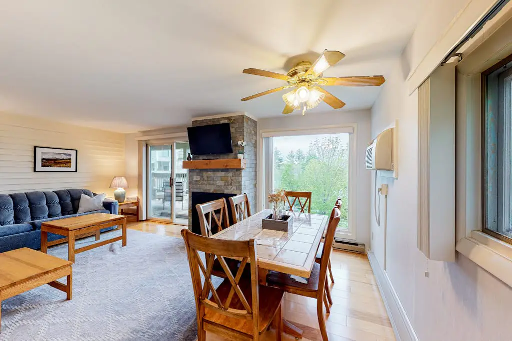 Mountainside Resort B202