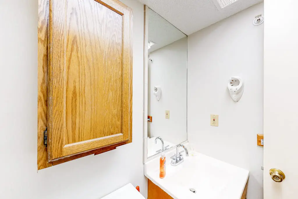 Mountainside Resort B202