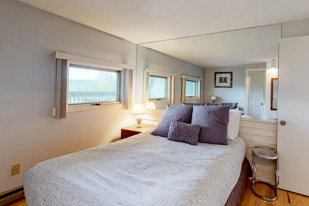 Mountainside Resort B202