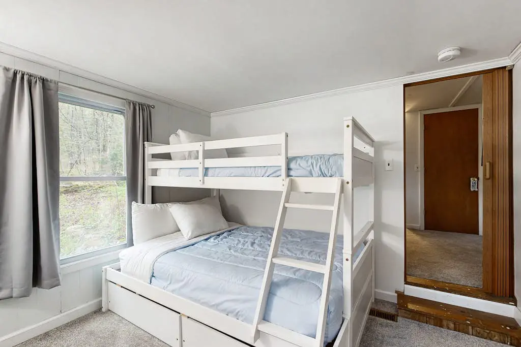 Cozy Dennis Retreat
