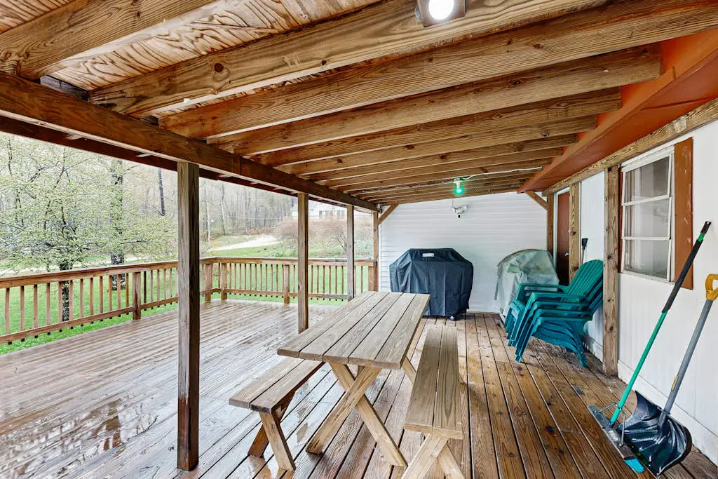 Cozy Dennis Retreat