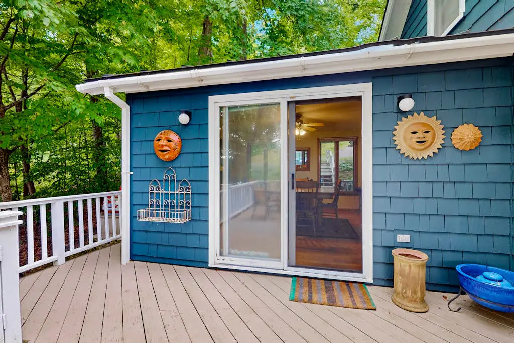 The Landing at Lake Bomoseen