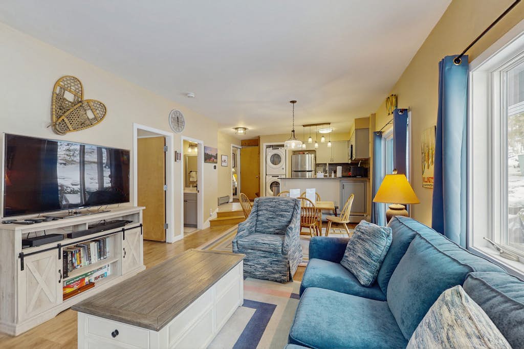 Dog-friendly resort home with pool, hot tub, sauna - near Killington Ski Area