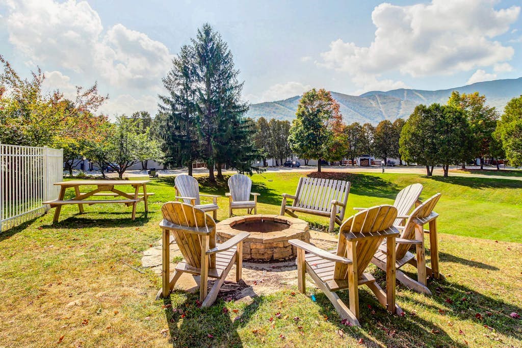 Bridges Resort Condo with Pools, Gym, Tennis - Near Ski Slopes