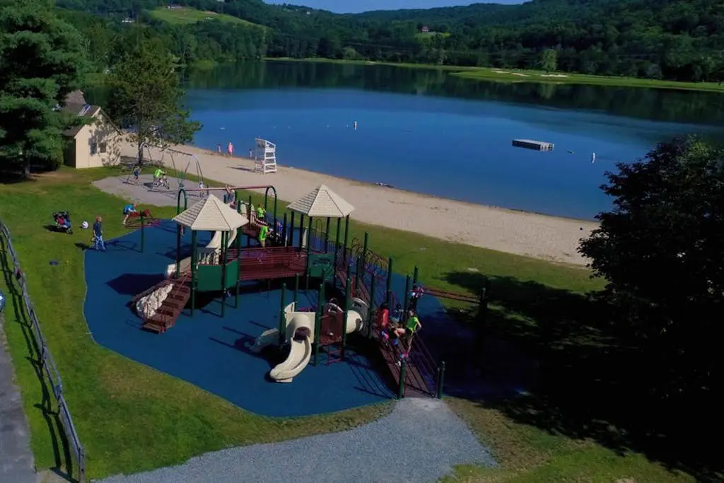 Lakeland Retreat