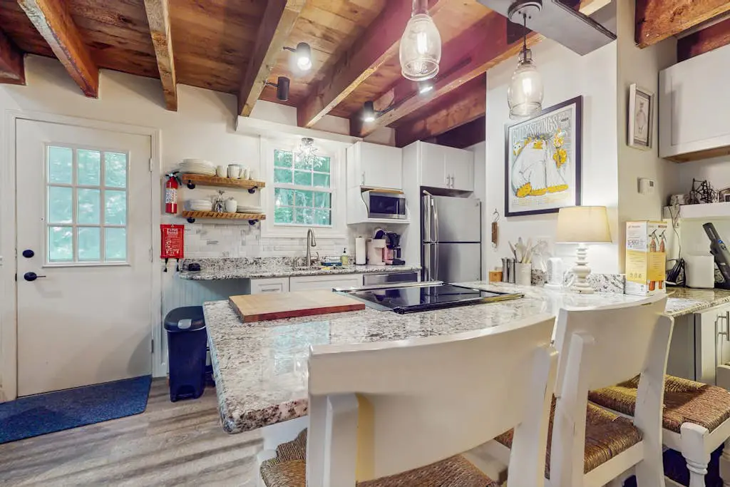 Quechee Hollow 1F