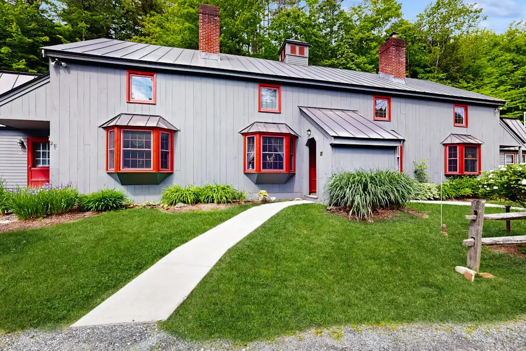 Quechee Hollow 2C