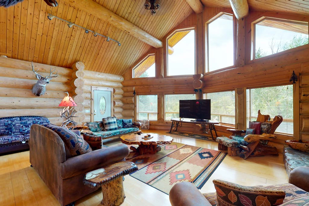 Sunflower Lodge