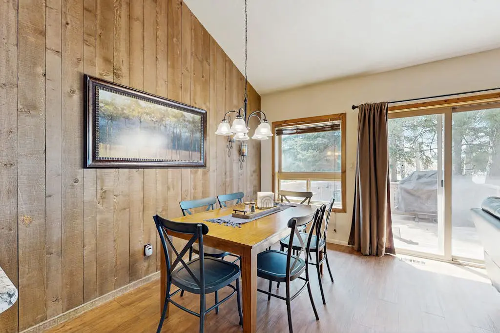 Pines 4031