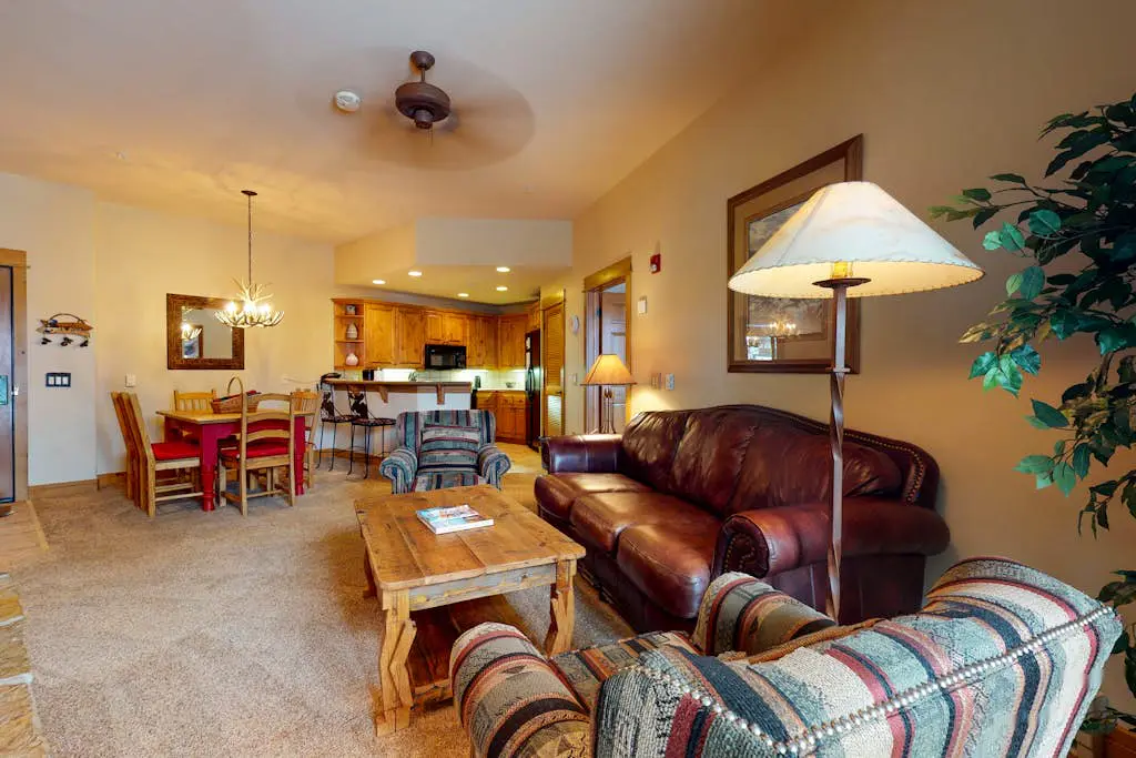 EagleRidge Lodge 105