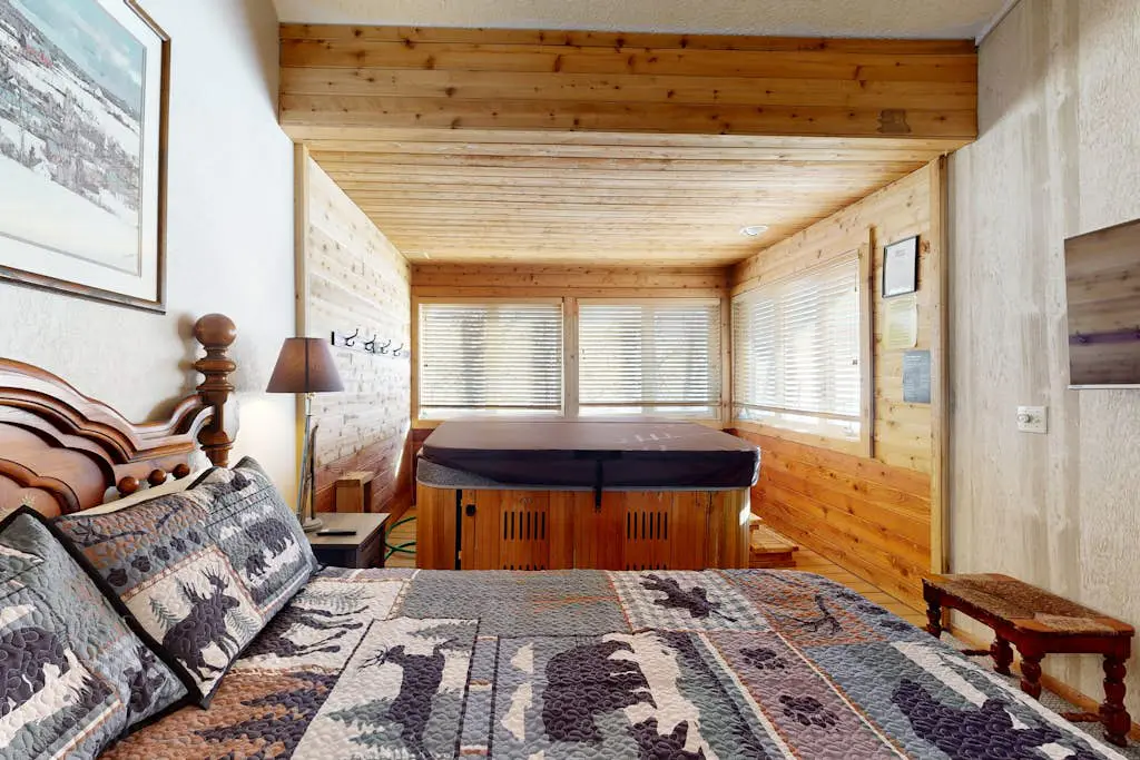 Mountainside 120