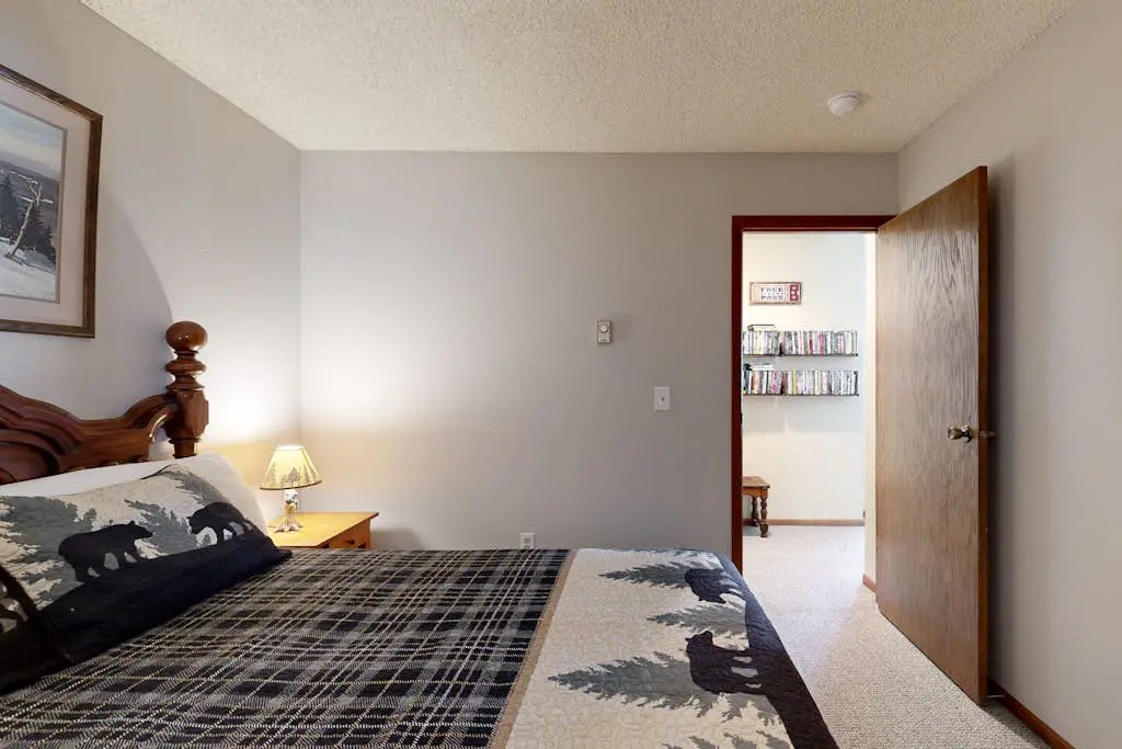 Mountainside 120