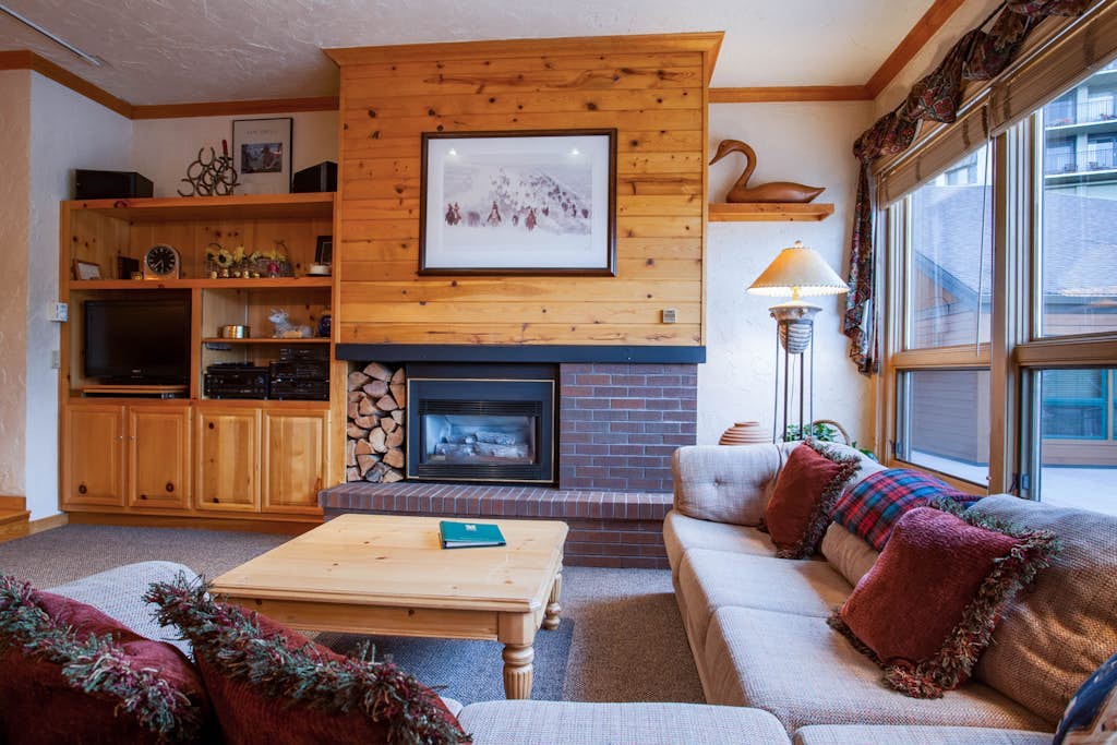 Cozy condo across the street from summer trails, events, & activities