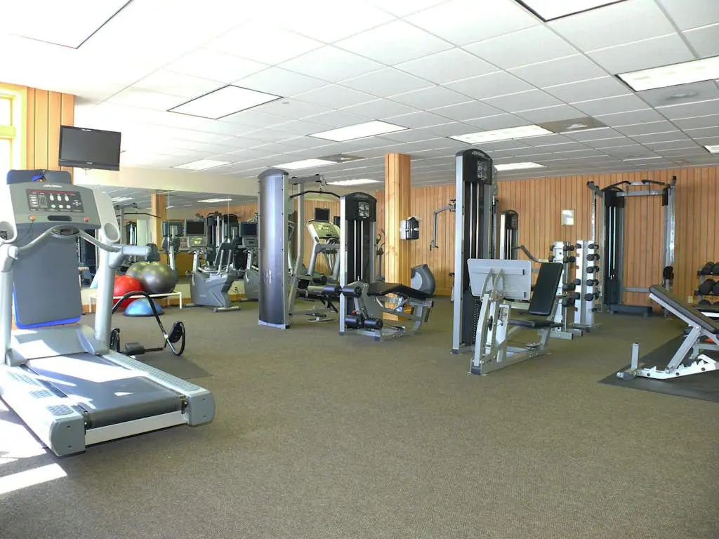 Christie Club 326