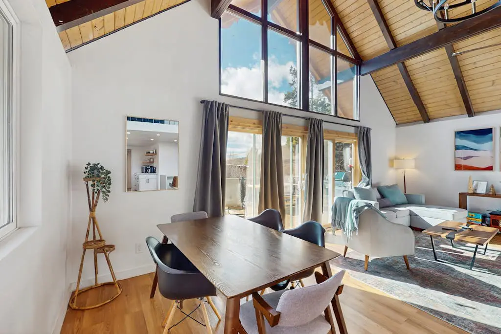 The Golden Moose Chalet