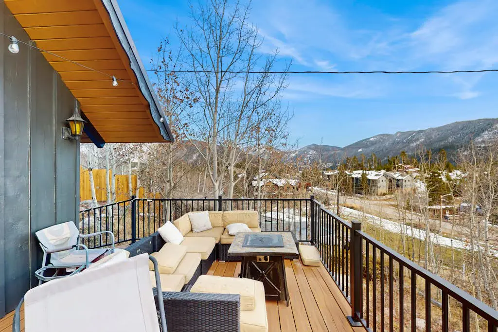 The Golden Moose Chalet