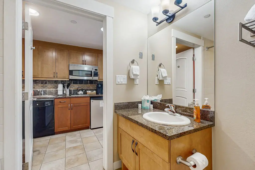 Founders Pointe Condo