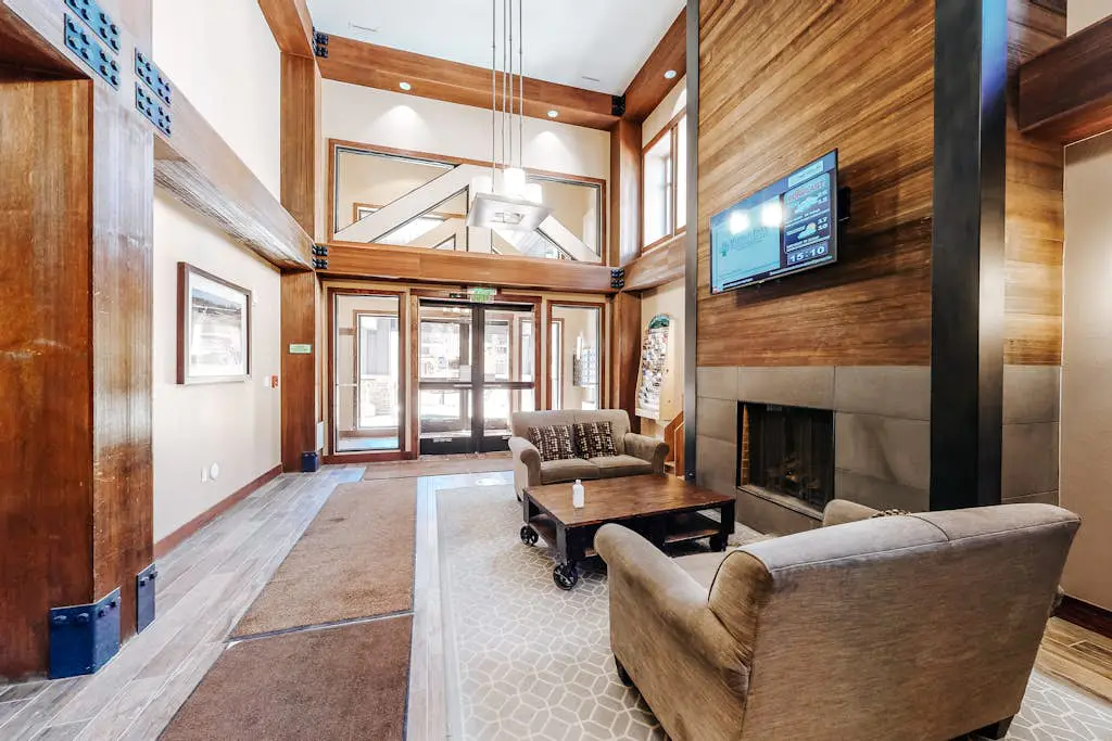 Founders Pointe Condo