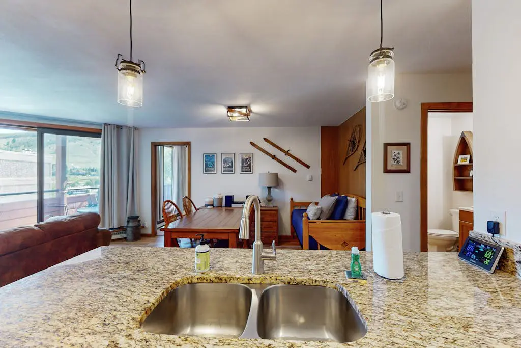 Marina Place 137