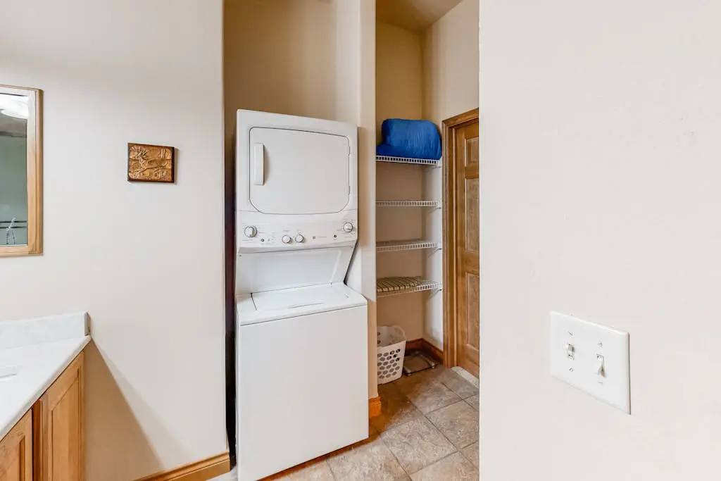Blue River Townhome Unit D6