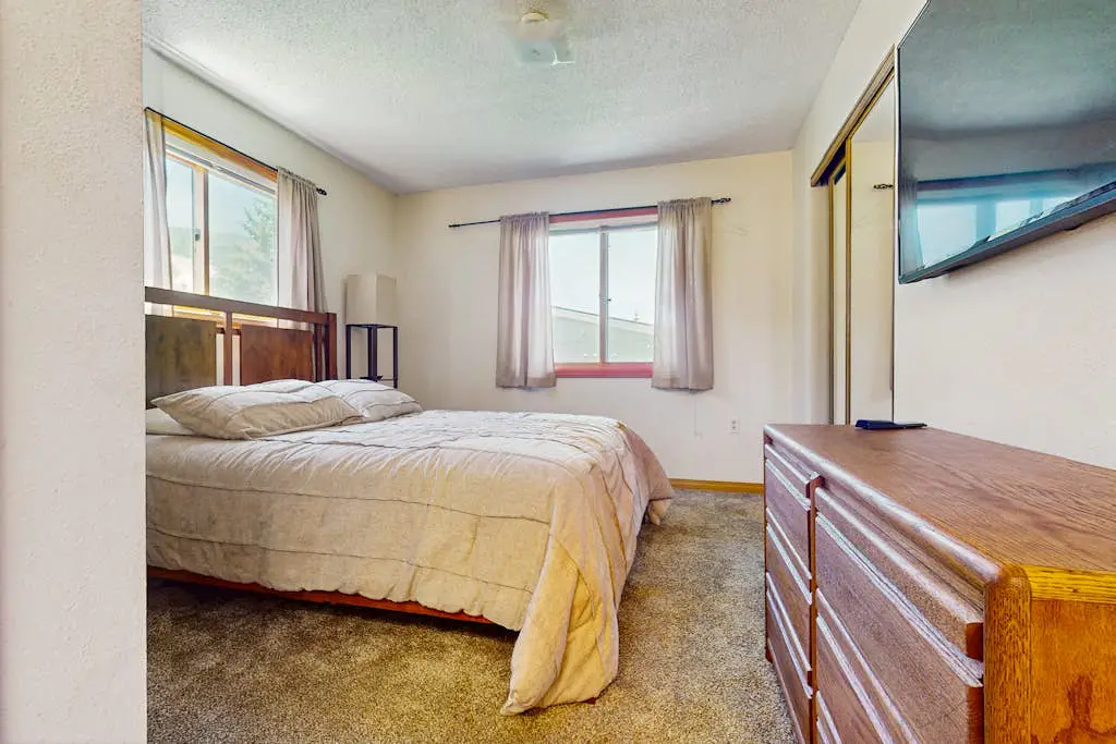 Snowdance Condominiums  A101