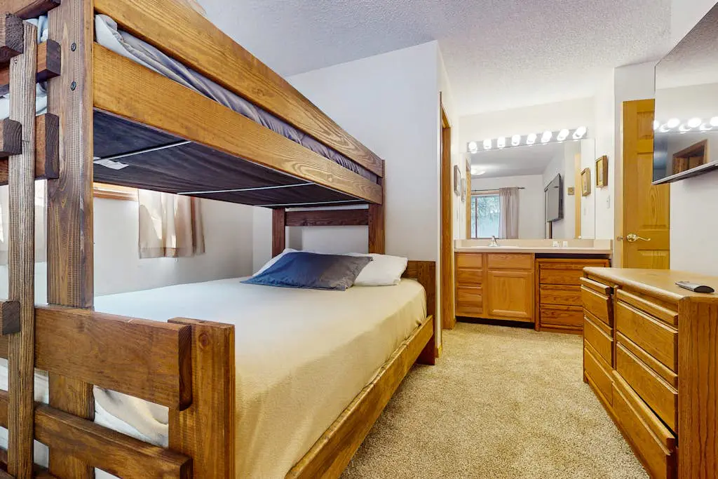 Snowdance Condominiums  A101
