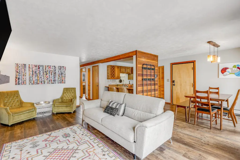 Timber Ridge 205