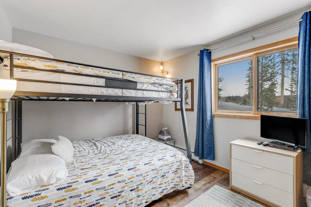Timber Ridge 205