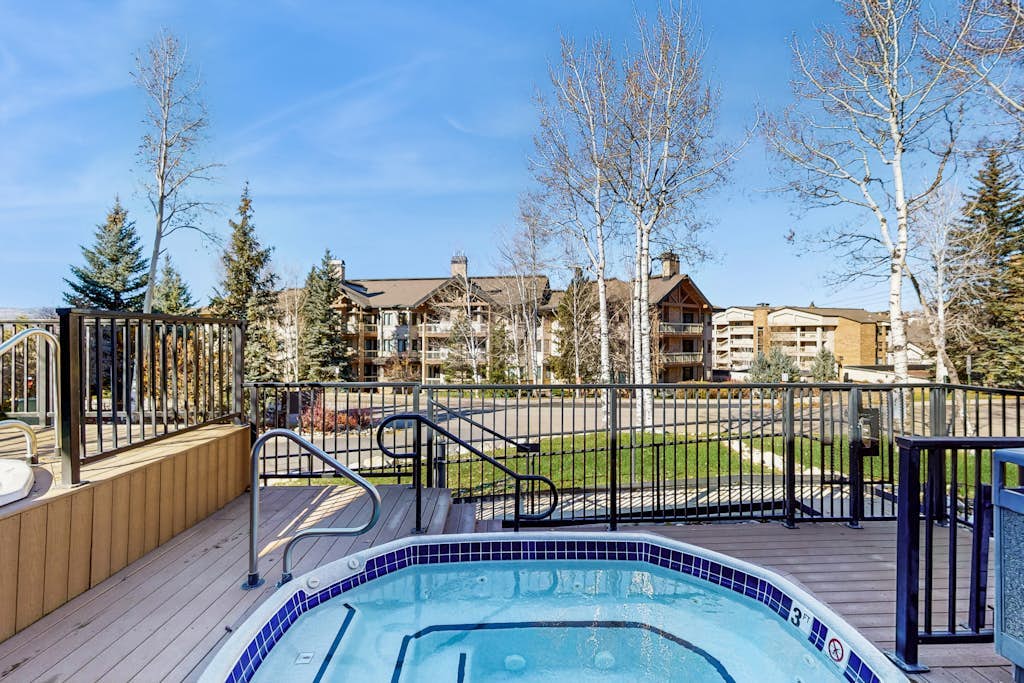 Upscale Ski Condo w/ WiFi, Guest Fireplaces, 2 Shared Hot Tubs, & Partial AC